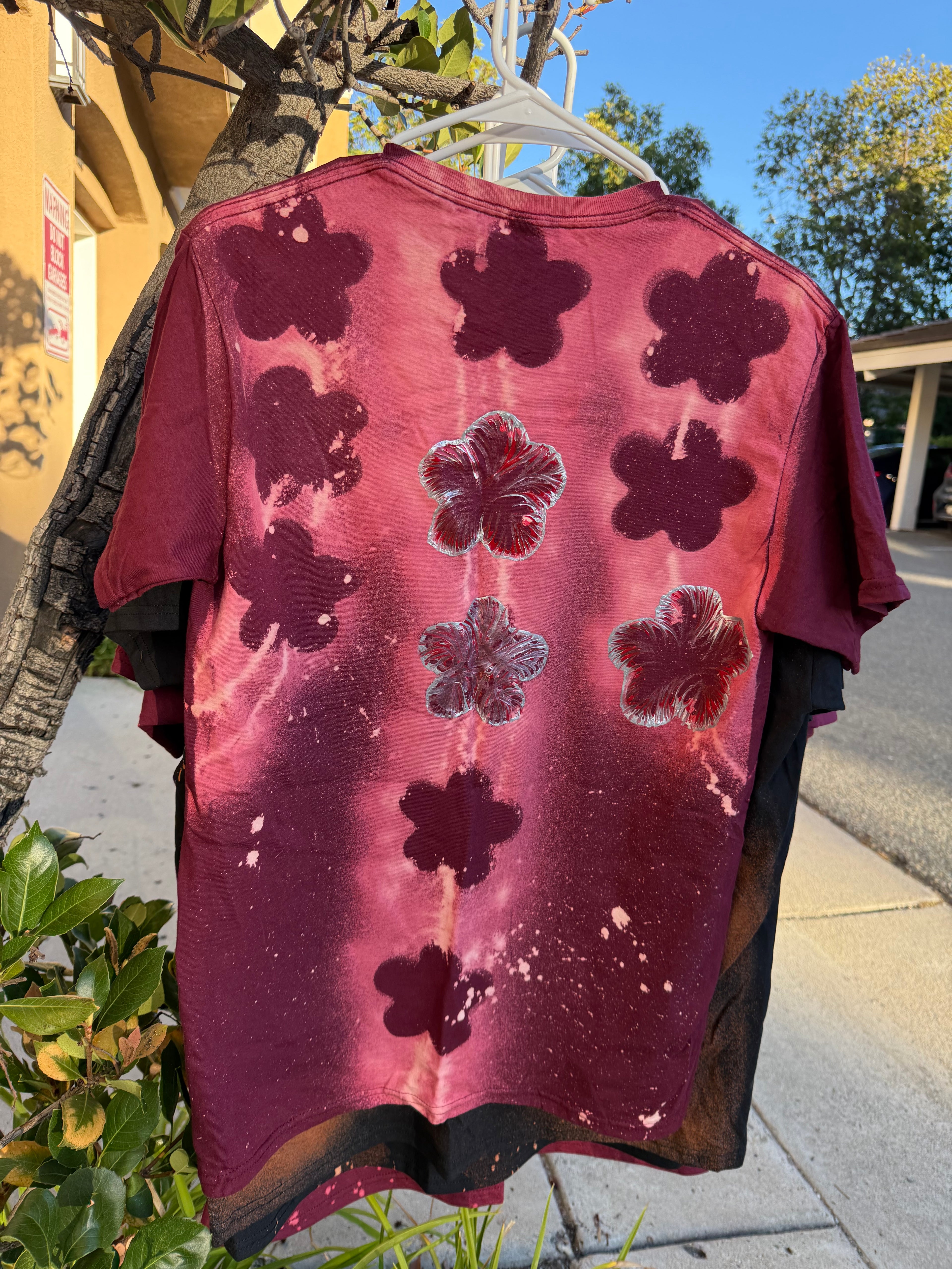 RASKO ENTERTAINMENT ''BLEACH BACK'' TEES (MAROON RED)
