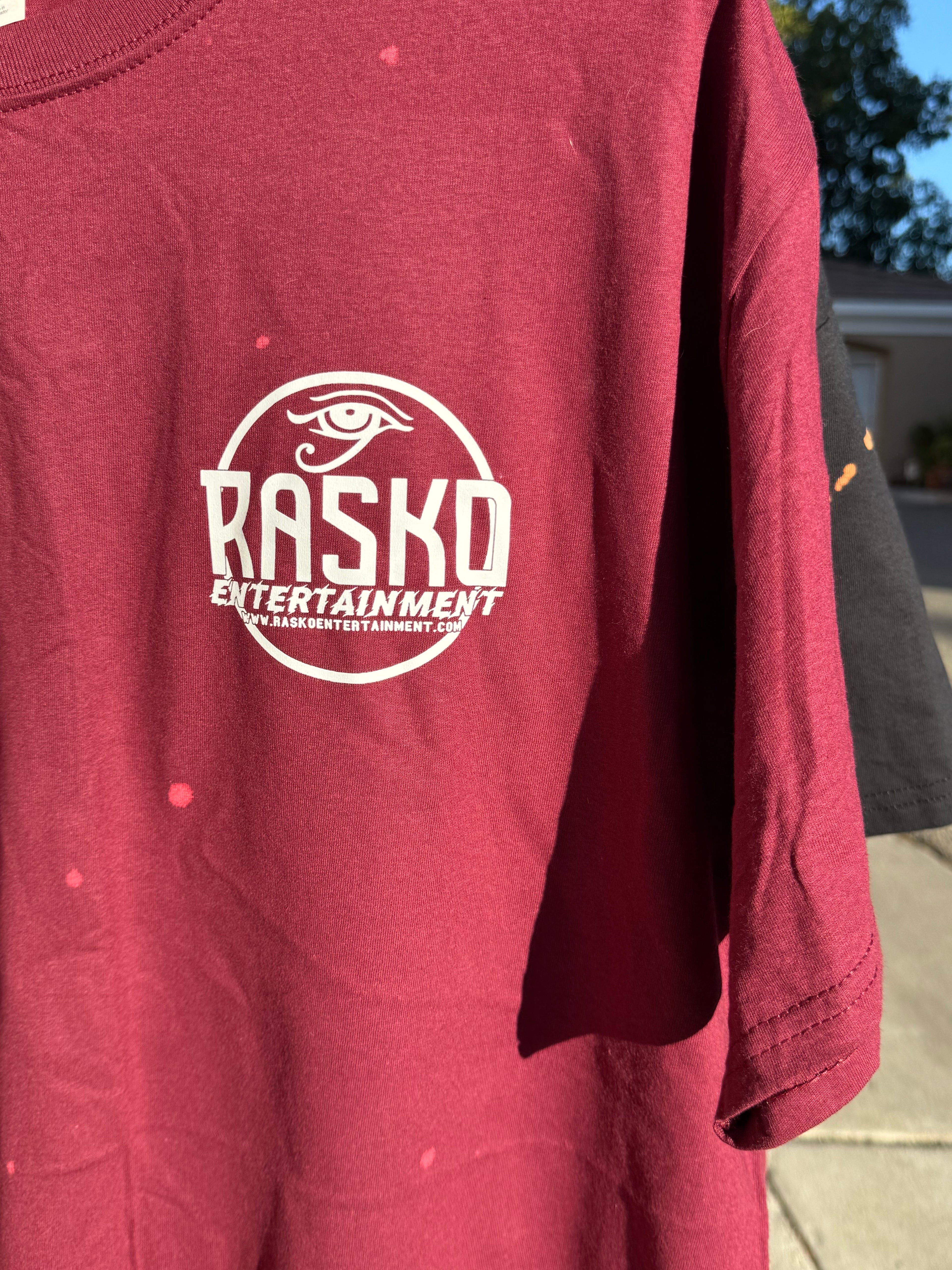 RASKO ENTERTAINMENT ''BLEACH BACK'' TEES (MAROON RED)